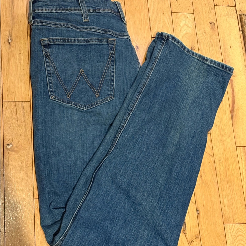 Wrangler Men’s Blue Denim Jeans - Picture 2 of 2